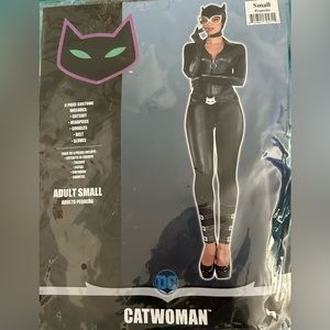 Catwoman Halloween Costume Adult Small Petite Worn Once Excellent Condition!